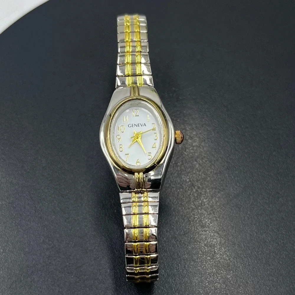 Geneva Vintage Two Tone Expansion Stretch Watch New Battery 10972